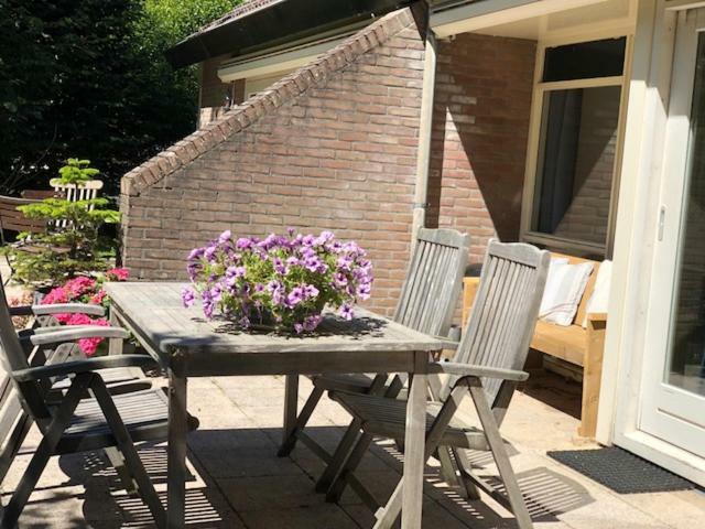 Bungalow De Groene Ster Villa Leeuwarden Exteriör bild